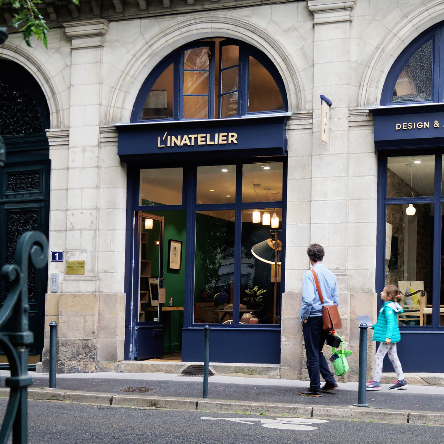 enseigne facade l'inatelier atelier shiroi graphisme identité visuelle communication illustration Nantes