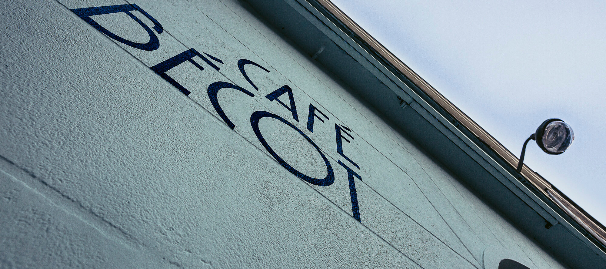 restaurant enseigne peinture en lettre