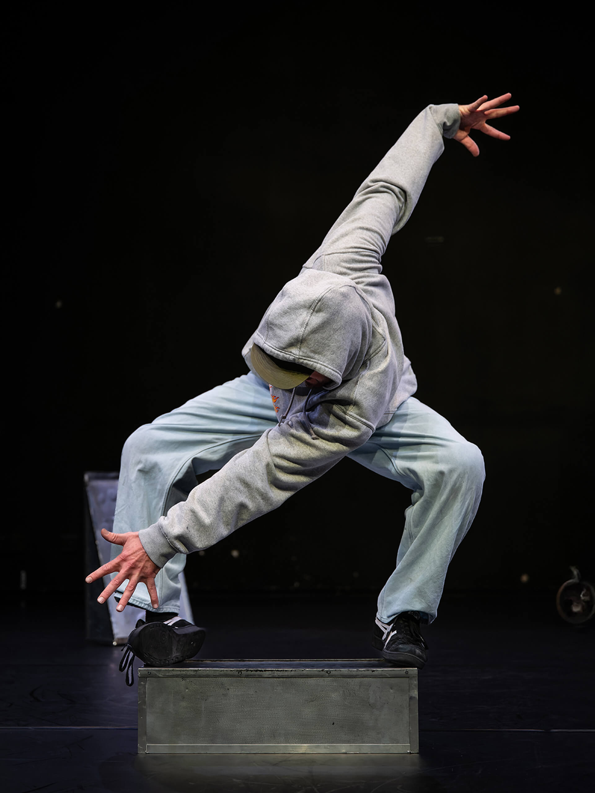 Groupe fluo identite visuelle 40